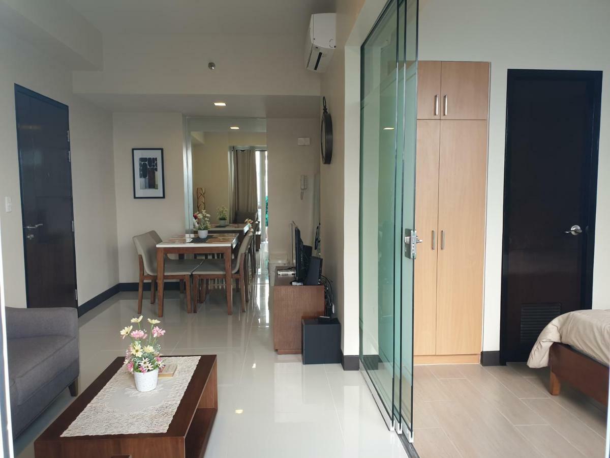 One Pacific Residence Condominium Tower C-16N Île de Mactan Extérieur photo